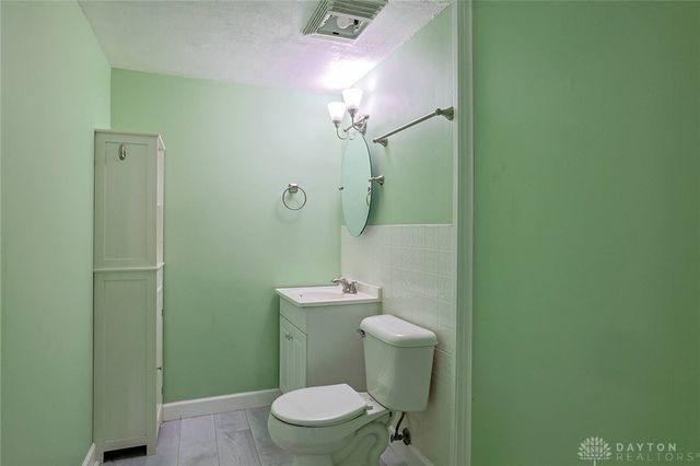 1874 Leway Drive, Fairfield, OH 45014