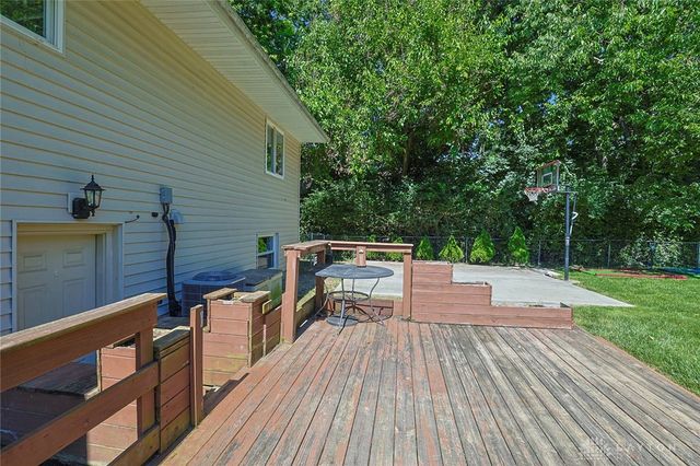 1874 Leway Drive, Fairfield, OH 45014