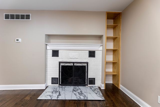 3321 E Red Oak Lane, Crete, IL 60417