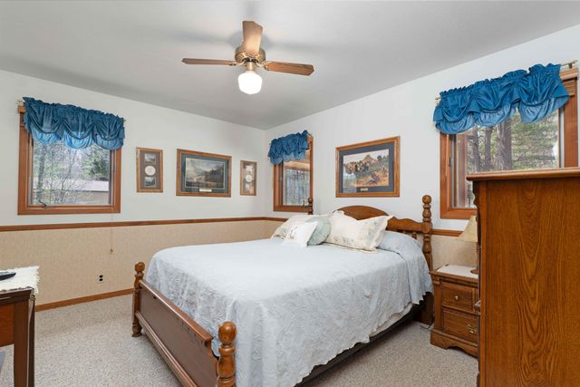1541 Maple Point Road, Hay Twp, MI 48612