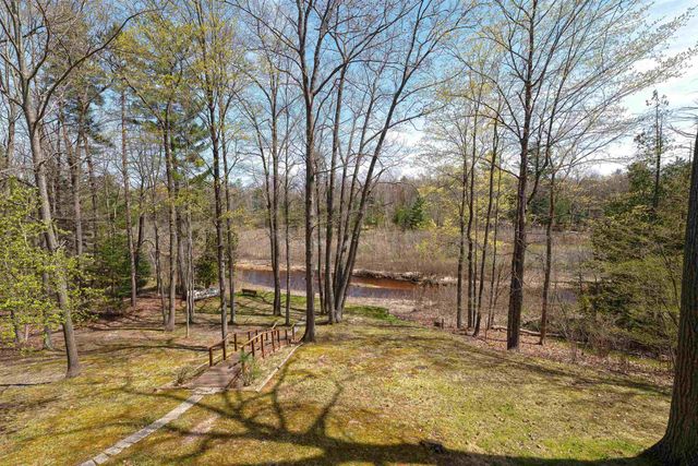 1541 Maple Point Road, Hay Twp, MI 48612