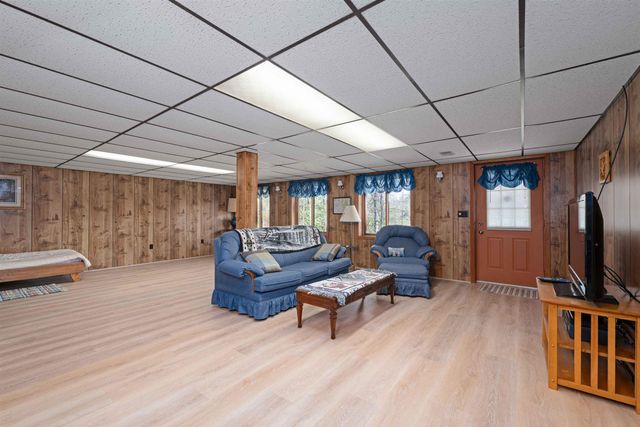 1541 Maple Point Road, Hay Twp, MI 48612