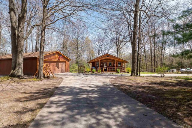 1541 Maple Point Road, Hay Twp, MI 48612
