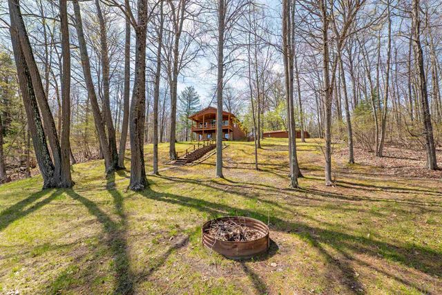 1541 Maple Point Road, Hay Twp, MI 48612