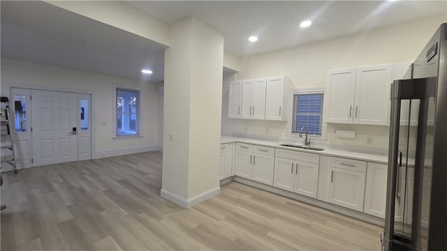 41 Campbell Terrace, Pawtucket, RI 02860