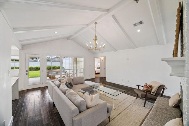 10702 Russett Drive, Houston, TX 77042