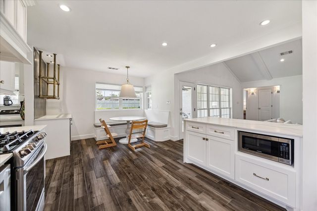 10702 Russett Drive, Houston, TX 77042