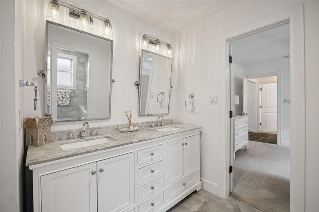 10702 Russett Drive, Houston, TX 77042