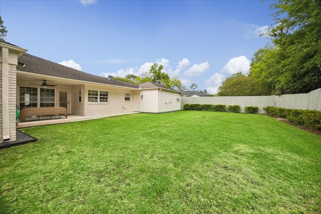 10702 Russett Drive, Houston, TX 77042