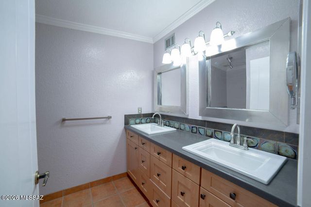1595 N Rio Mayo, Green Valley, AZ 85614