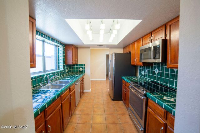 1595 N Rio Mayo, Green Valley, AZ 85614