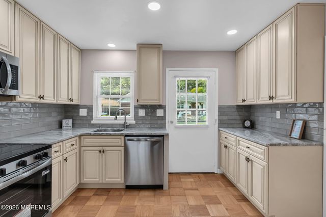 426 Chatham Court A, Lakewood, NJ 08701