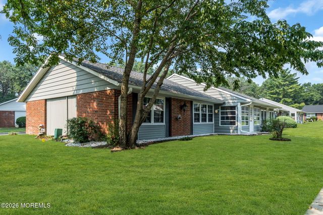 426 Chatham Court A, Lakewood, NJ 08701