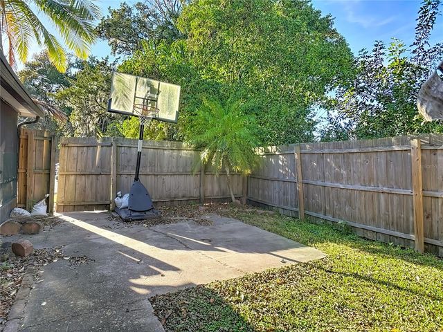 1513 HERITAGE LANE, Daytona Beach, FL 32117