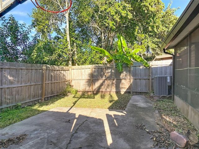 1513 HERITAGE LANE, Daytona Beach, FL 32117