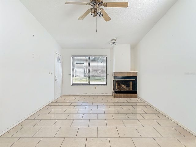 1513 HERITAGE LANE, Daytona Beach, FL 32117