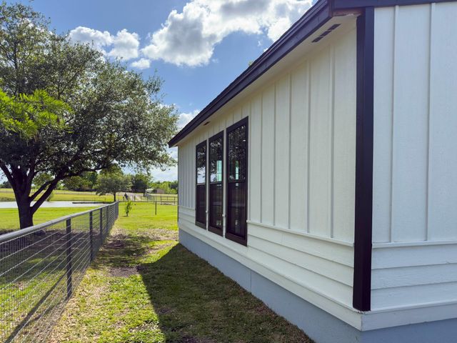 5974 County Road 4100, Kaufman, TX 75142