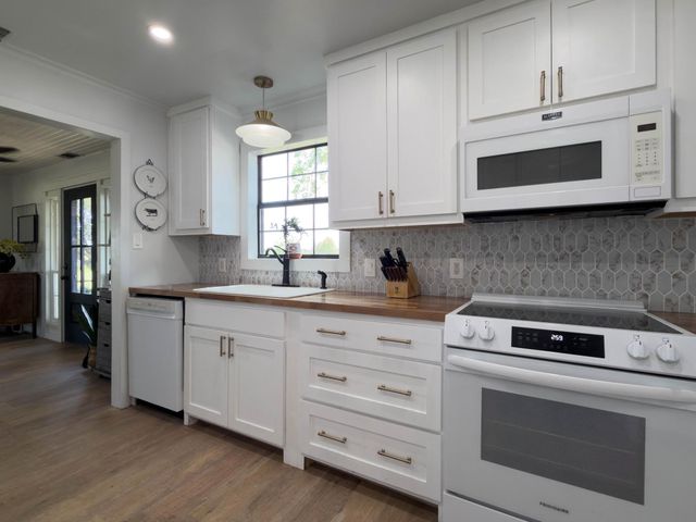 5974 County Road 4100, Kaufman, TX 75142