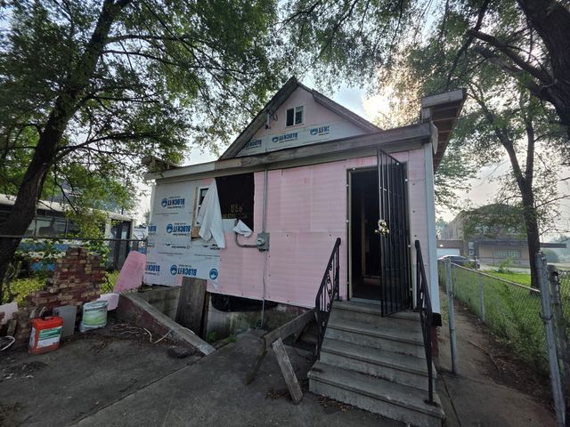 4854 Alexander Avenue, East Chicago, IN 46312