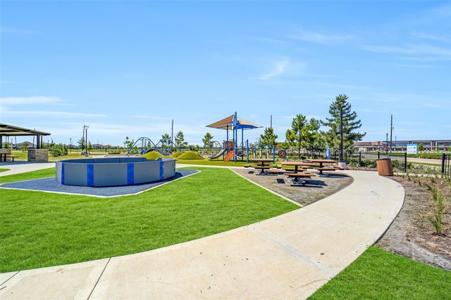 2424 Solaris Bend Drive, Katy, TX 77493