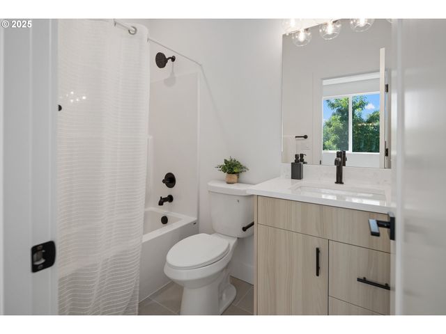 4017 Se 65TH Ave, Portland, OR 97206