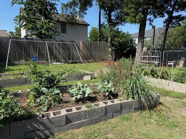 9656 Westview Drive 8, Houston, TX 77055