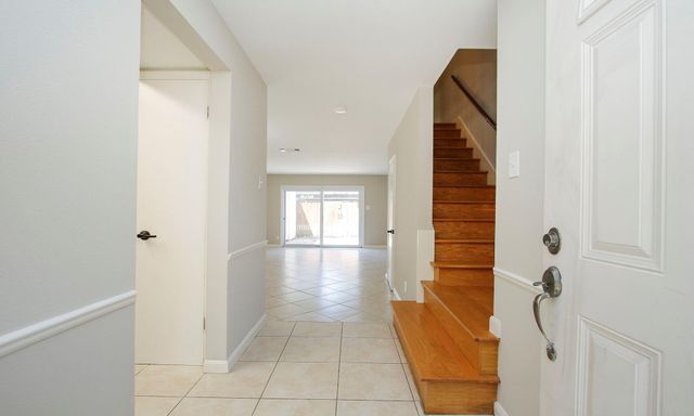 9656 Westview Drive 8, Houston, TX 77055