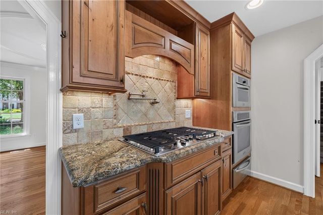 3389 Herons GATE, Virginia Beach, VA 23452