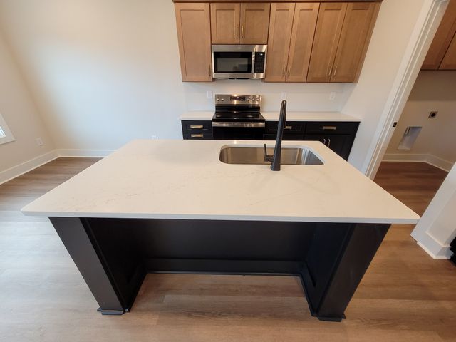 213 Sandalwood Way, Dickson, TN 37055