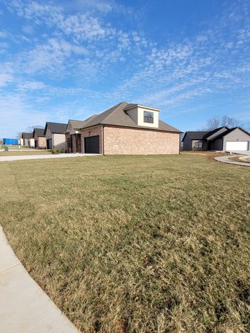 213 Sandalwood Way, Dickson, TN 37055