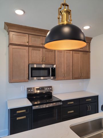 213 Sandalwood Way, Dickson, TN 37055