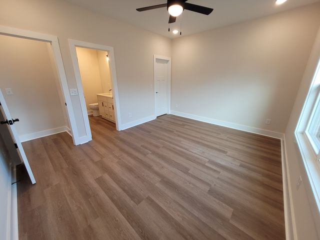 213 Sandalwood Way, Dickson, TN 37055