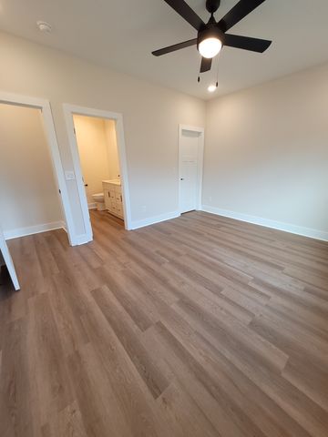 213 Sandalwood Way, Dickson, TN 37055