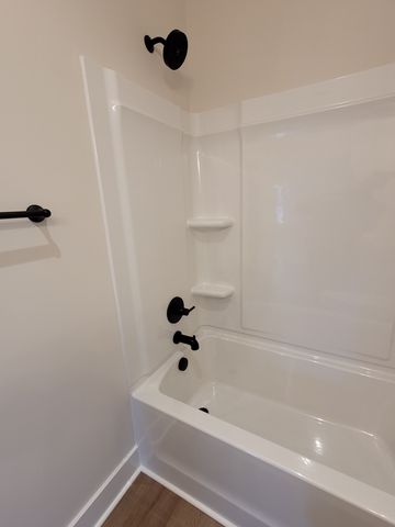 213 Sandalwood Way, Dickson, TN 37055