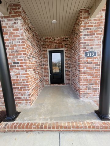 213 Sandalwood Way, Dickson, TN 37055