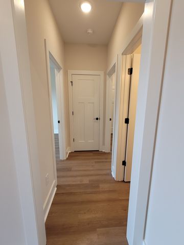 213 Sandalwood Way, Dickson, TN 37055