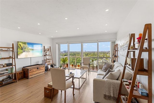 2451 Brickell Avenue PHL, Miami, FL 33129