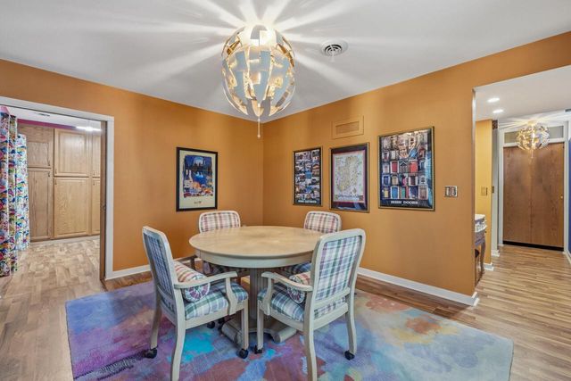 512 Frederick COURT, Oconomowoc, WI 53066