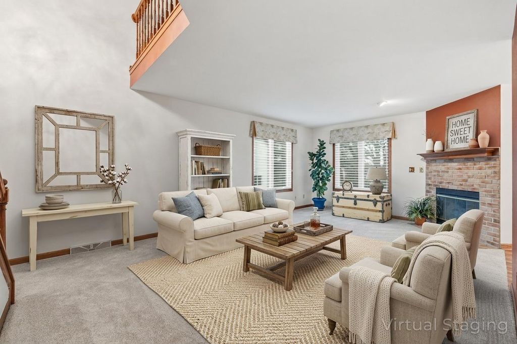 512 Frederick COURT, Oconomowoc, WI 53066