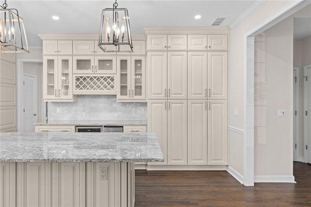 2560 Hamptons Run, Alpharetta, GA 30005