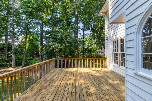 2560 Hamptons Run, Alpharetta, GA 30005