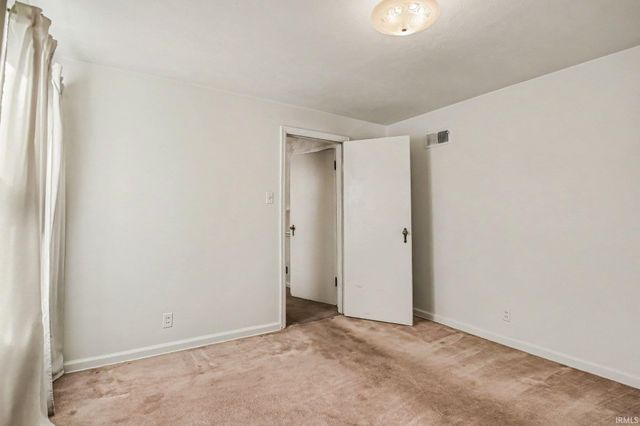 1321 Leeper Avenue, South Bend, IN 46617
