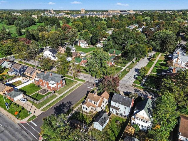 1321 Leeper Avenue, South Bend, IN 46617