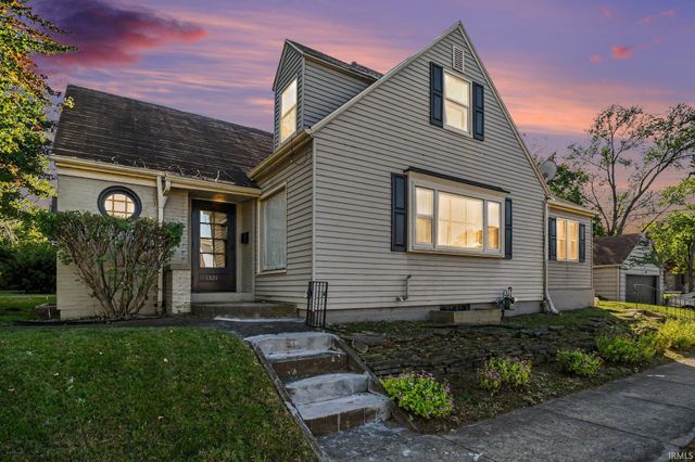1321 Leeper Avenue, South Bend, IN 46617