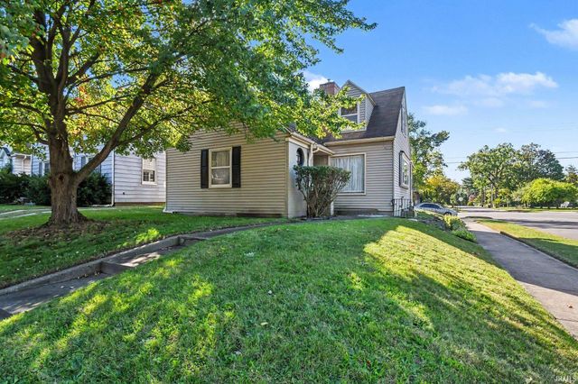1321 Leeper Avenue, South Bend, IN 46617