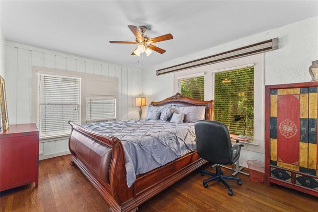2511 Whitney Street B, Houston, TX 77006