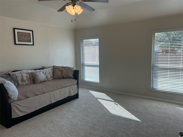 217 Villanova Drive, Van Alstyne, TX 75495