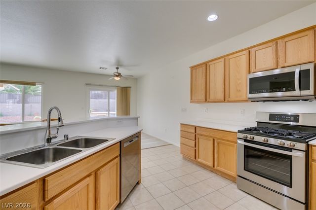 2174 Savannah River Street, Henderson, NV 89044