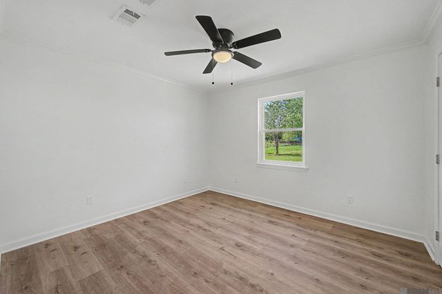 9156 Bountiful St, Denham Springs, LA 70706