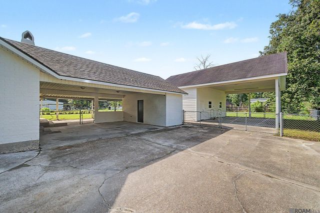 9156 Bountiful St, Denham Springs, LA 70706
